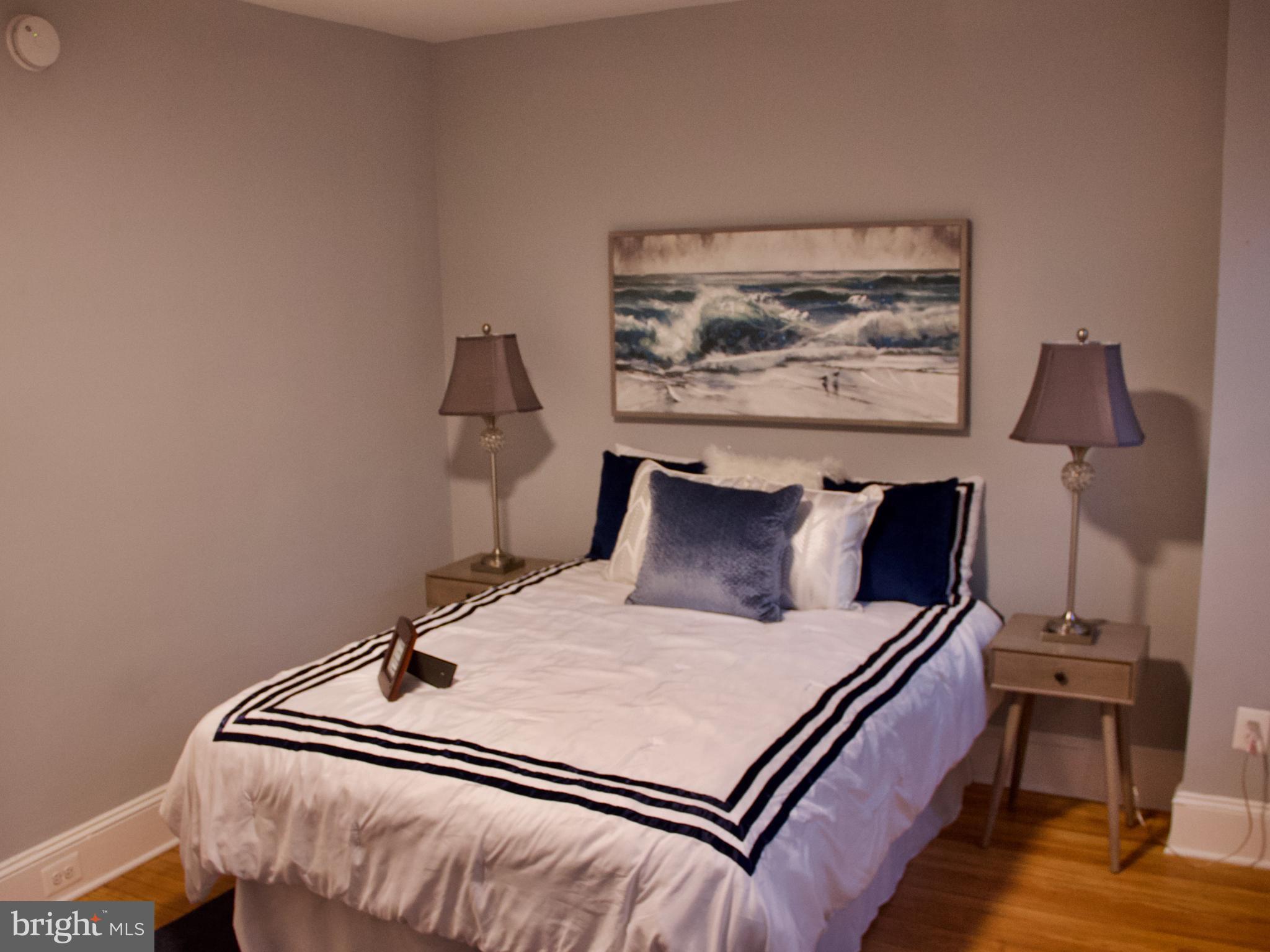 MEDFIELD - Residential