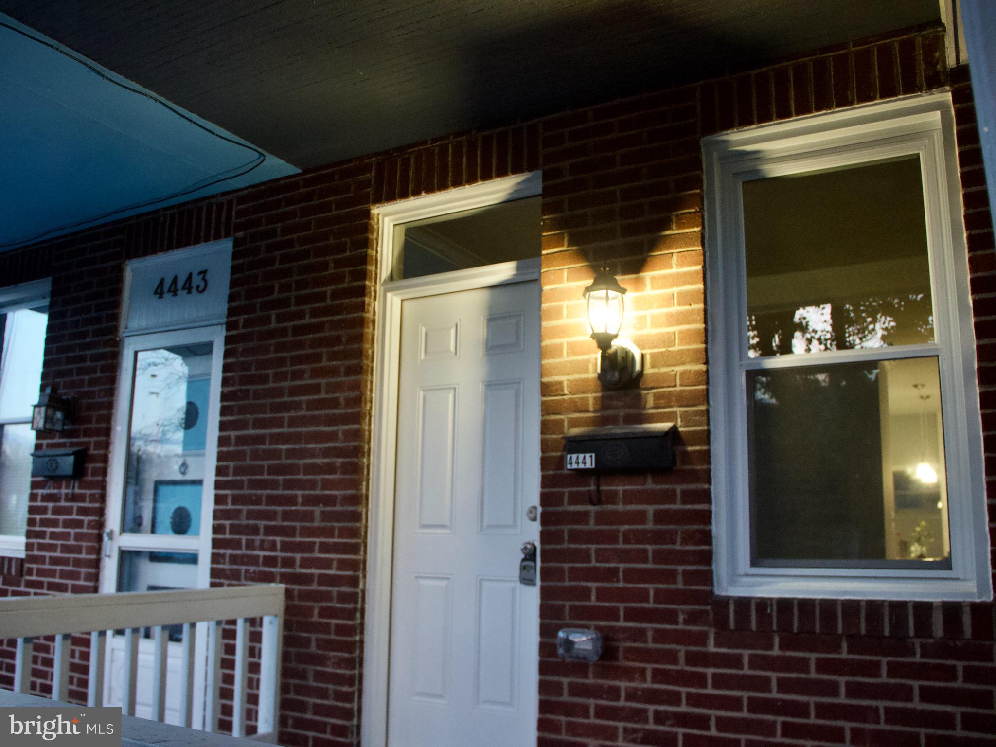 MEDFIELD - Residential