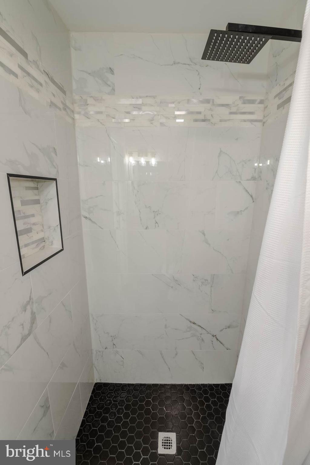 HAWTHORNE - Residential