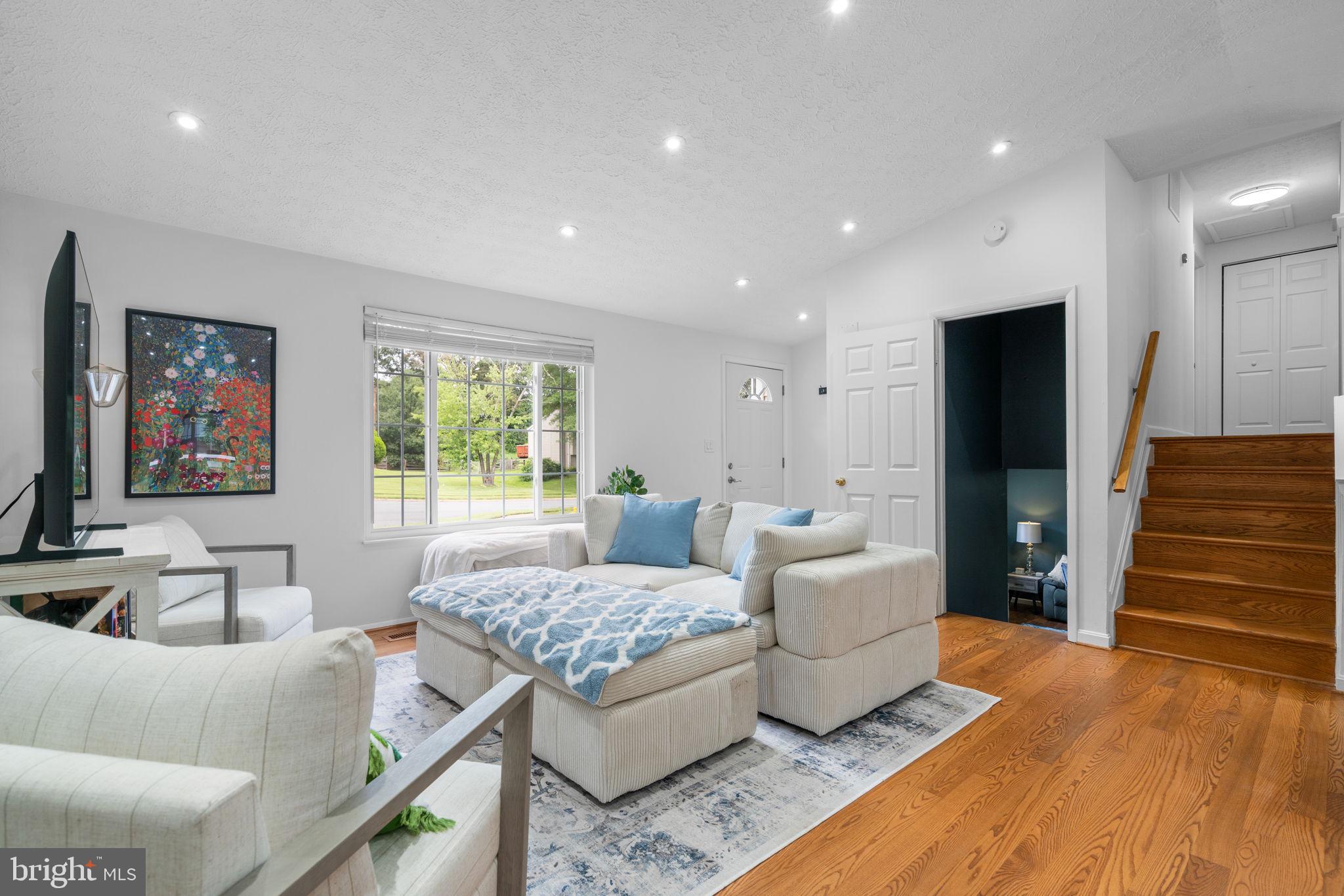 8767 COLD PLAIN COURT