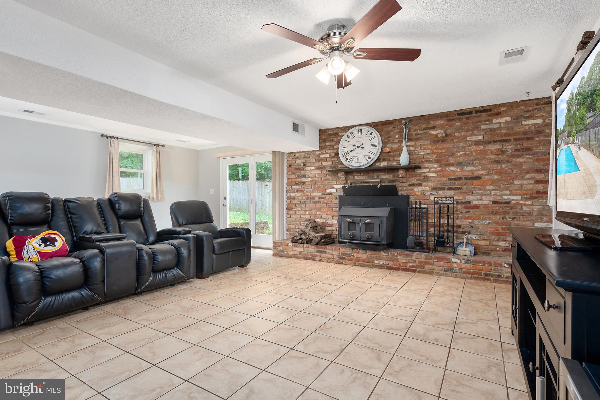 SHORE ACRES - Residential