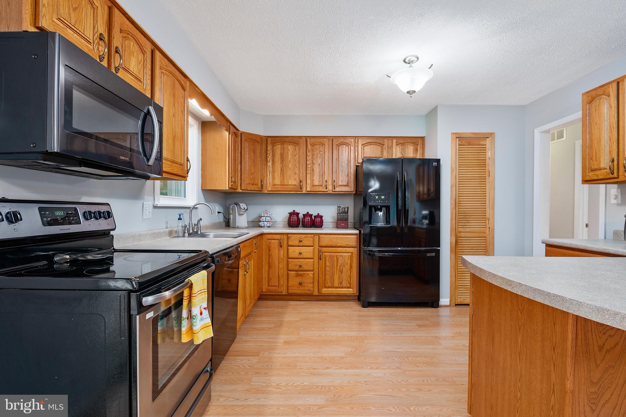 SHORE ACRES - Residential