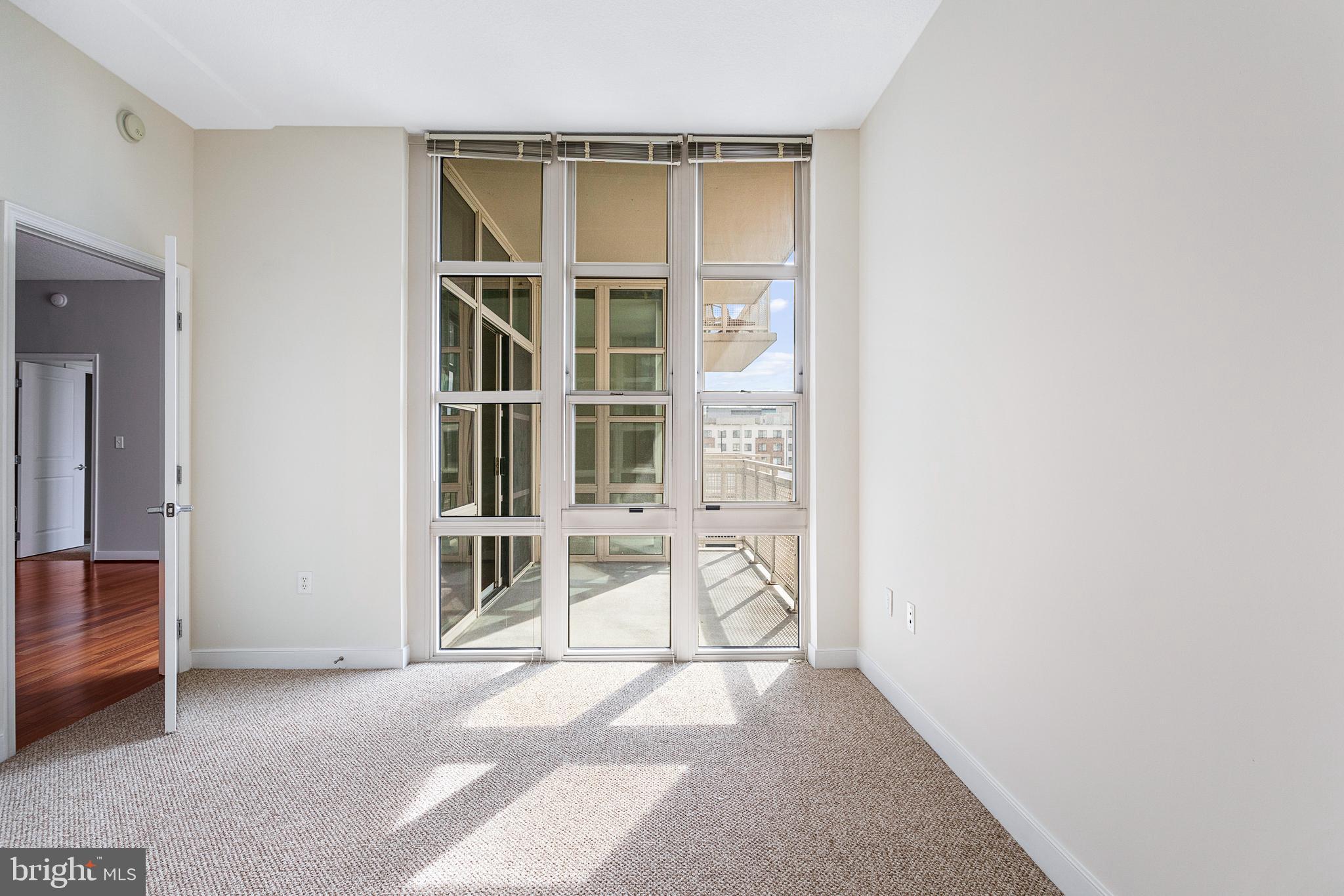 NATIONAL HARBOR - Residential Lease