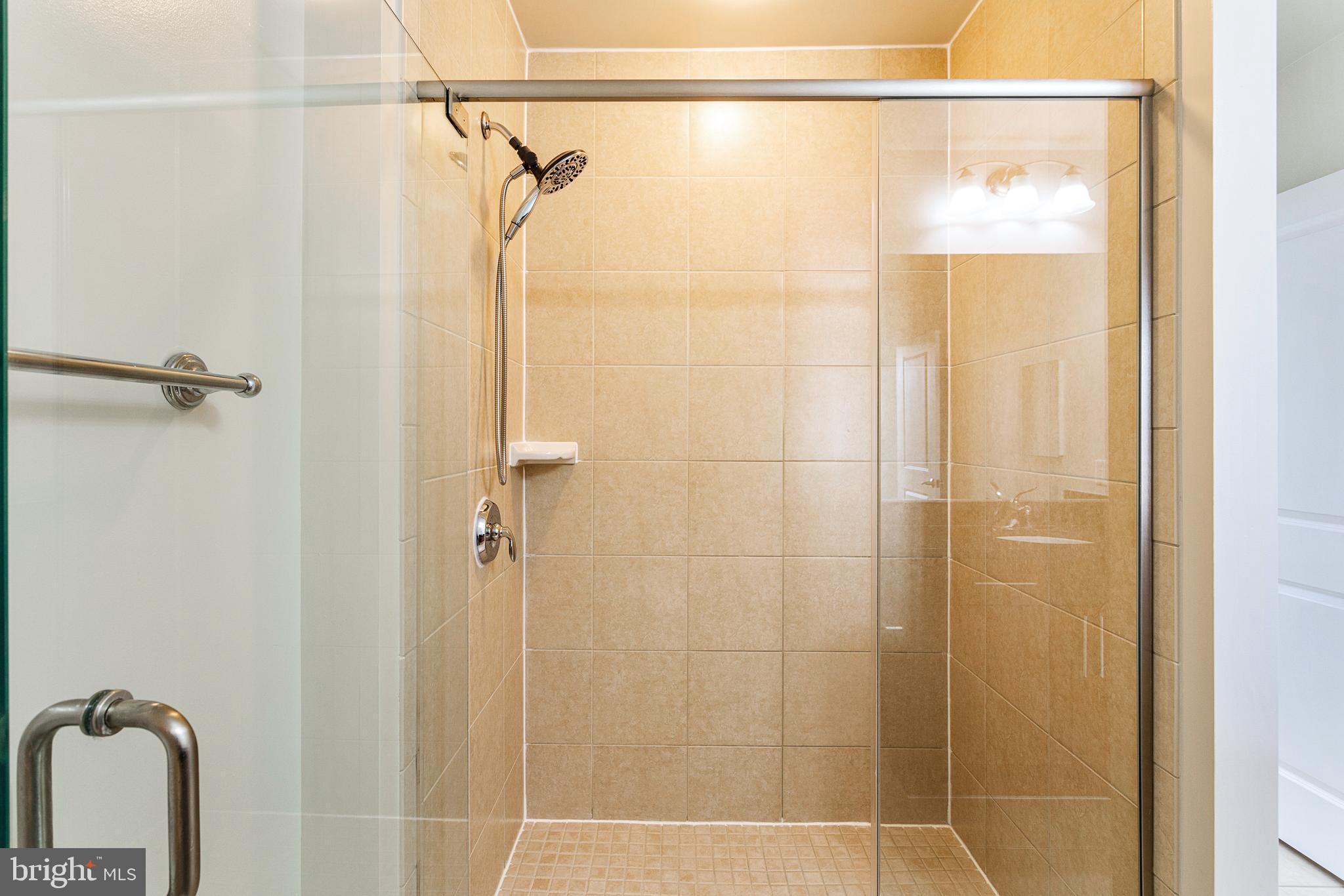 NATIONAL HARBOR - Residential Lease