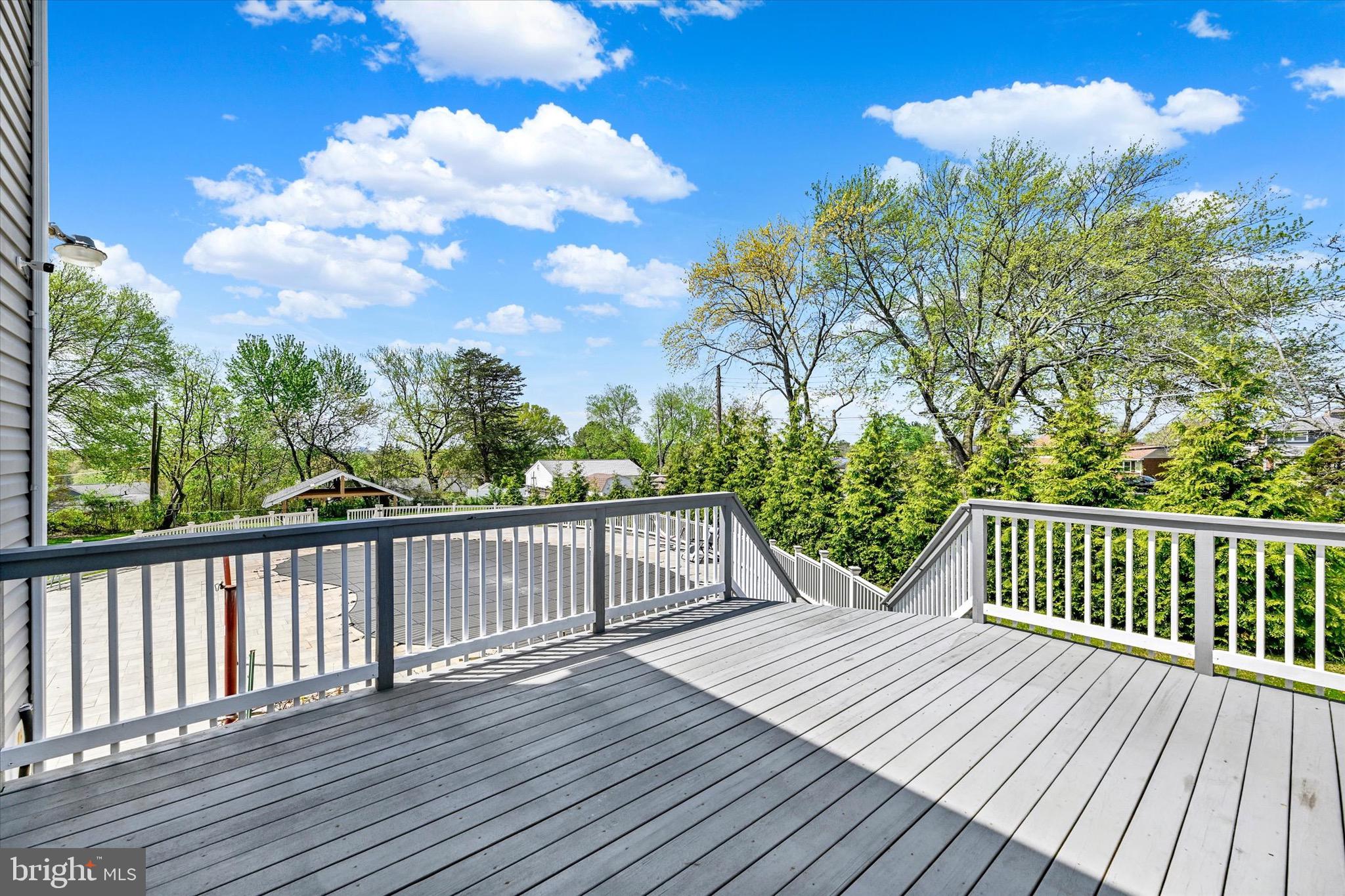 ROSEDALE - Residential