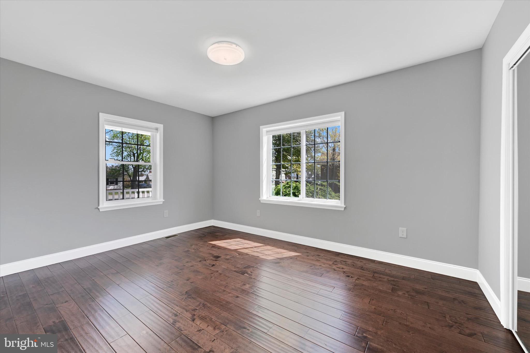 ROSEDALE - Residential