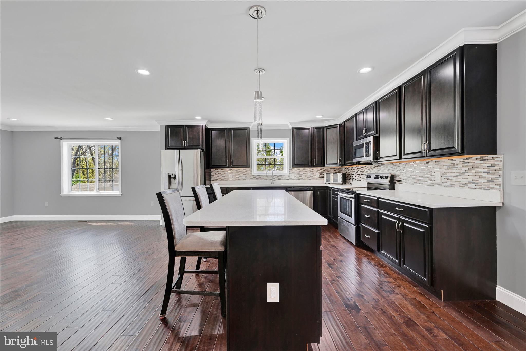 ROSEDALE - Residential