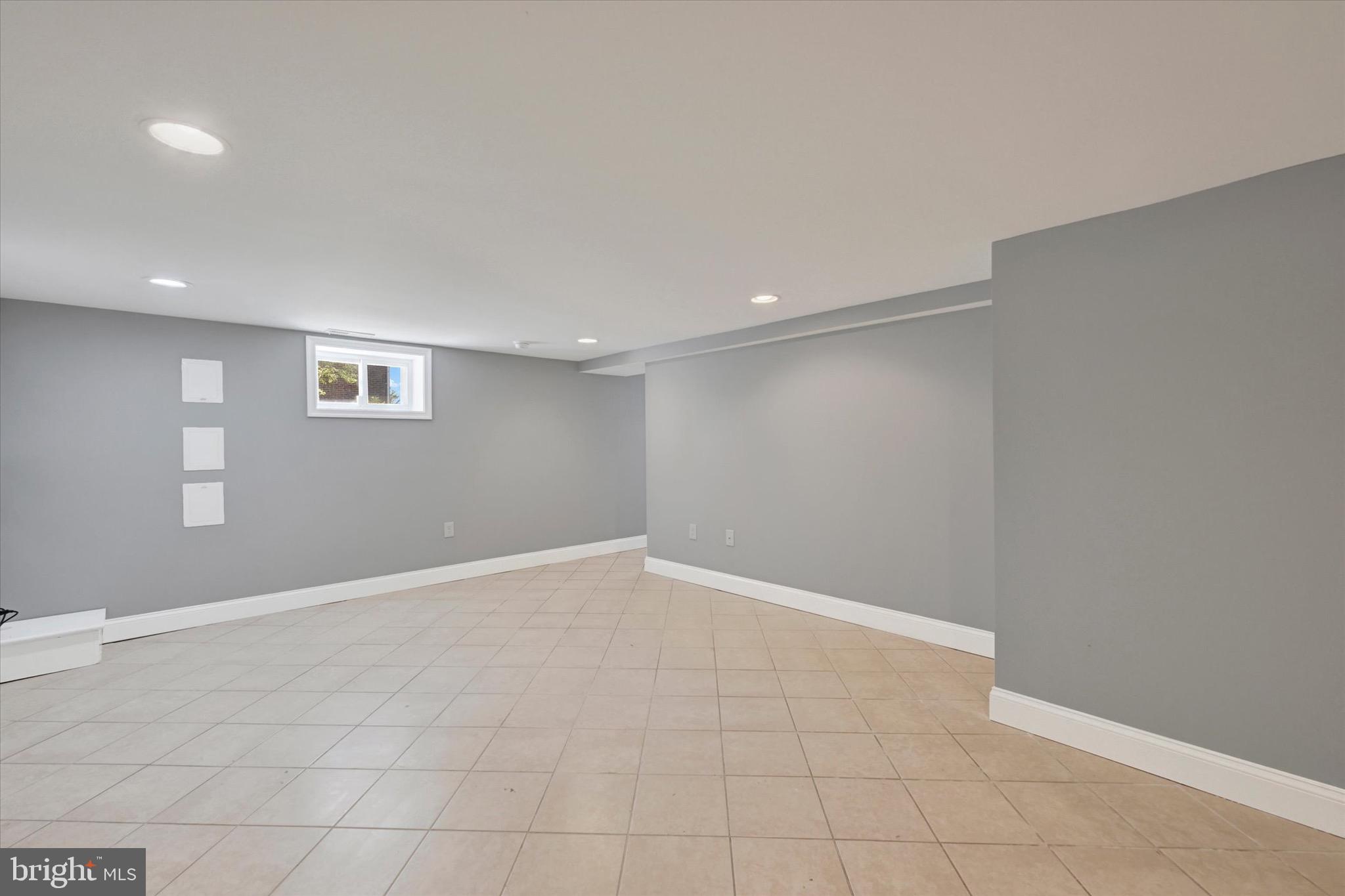 ROSEDALE - Residential