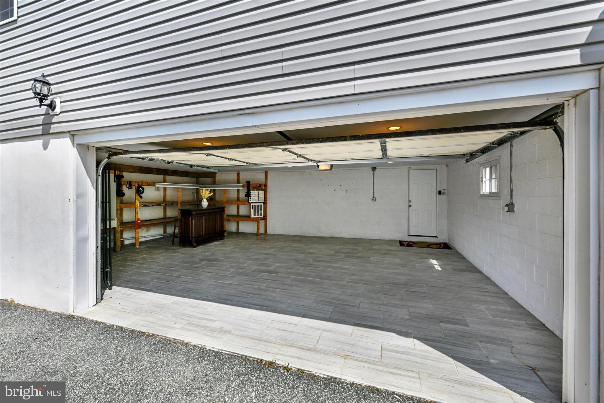 ROSEDALE - Residential