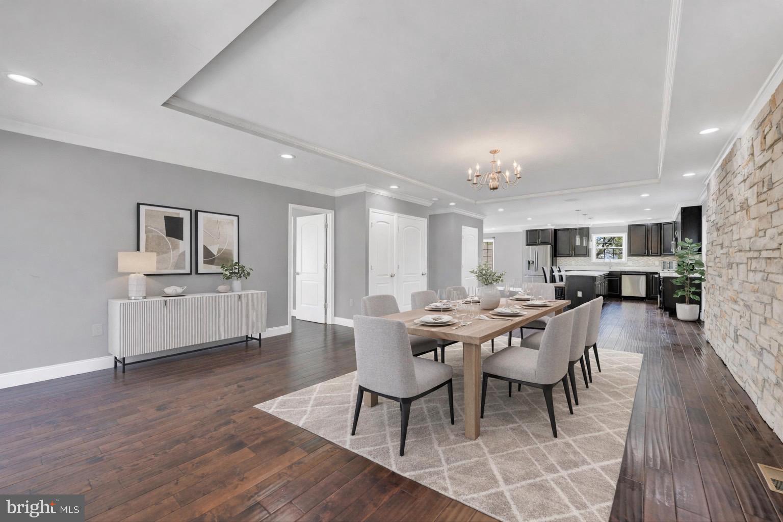 ROSEDALE - Residential