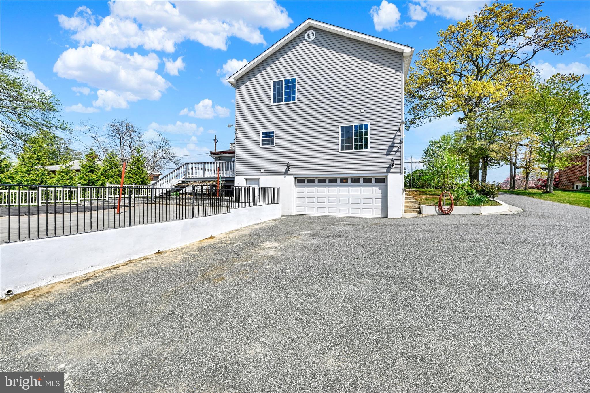 ROSEDALE - Residential