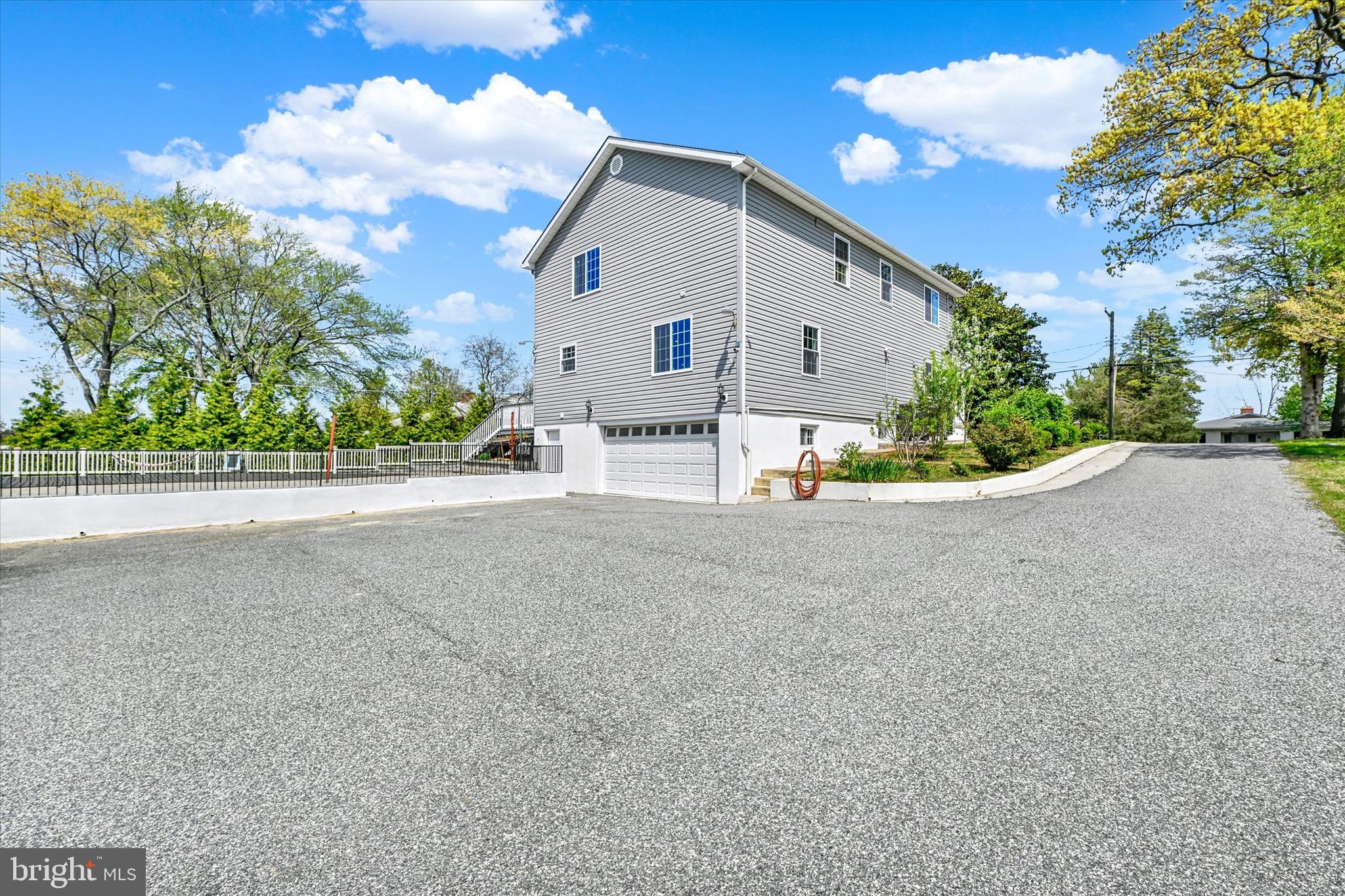 ROSEDALE - Residential