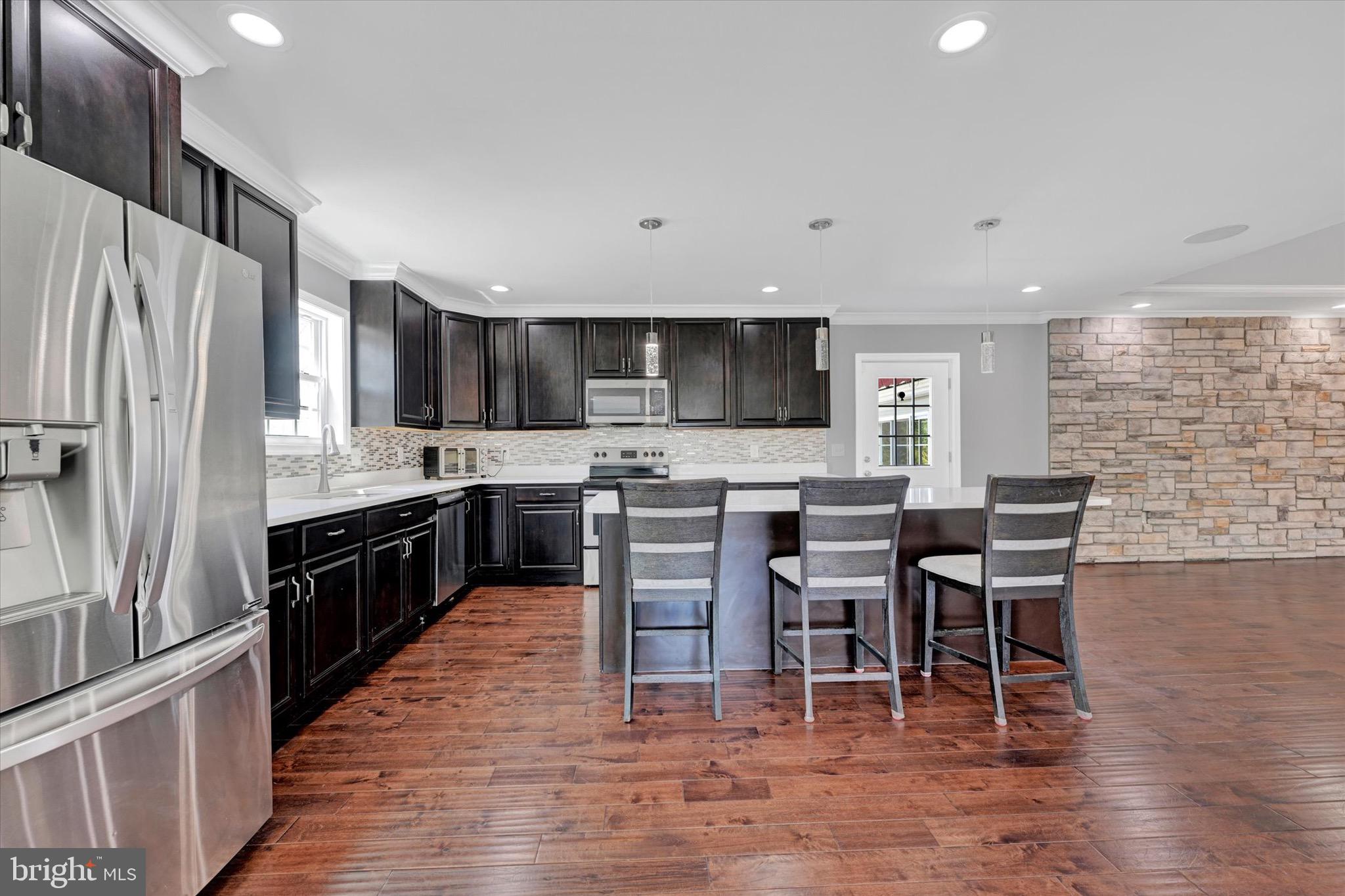 ROSEDALE - Residential