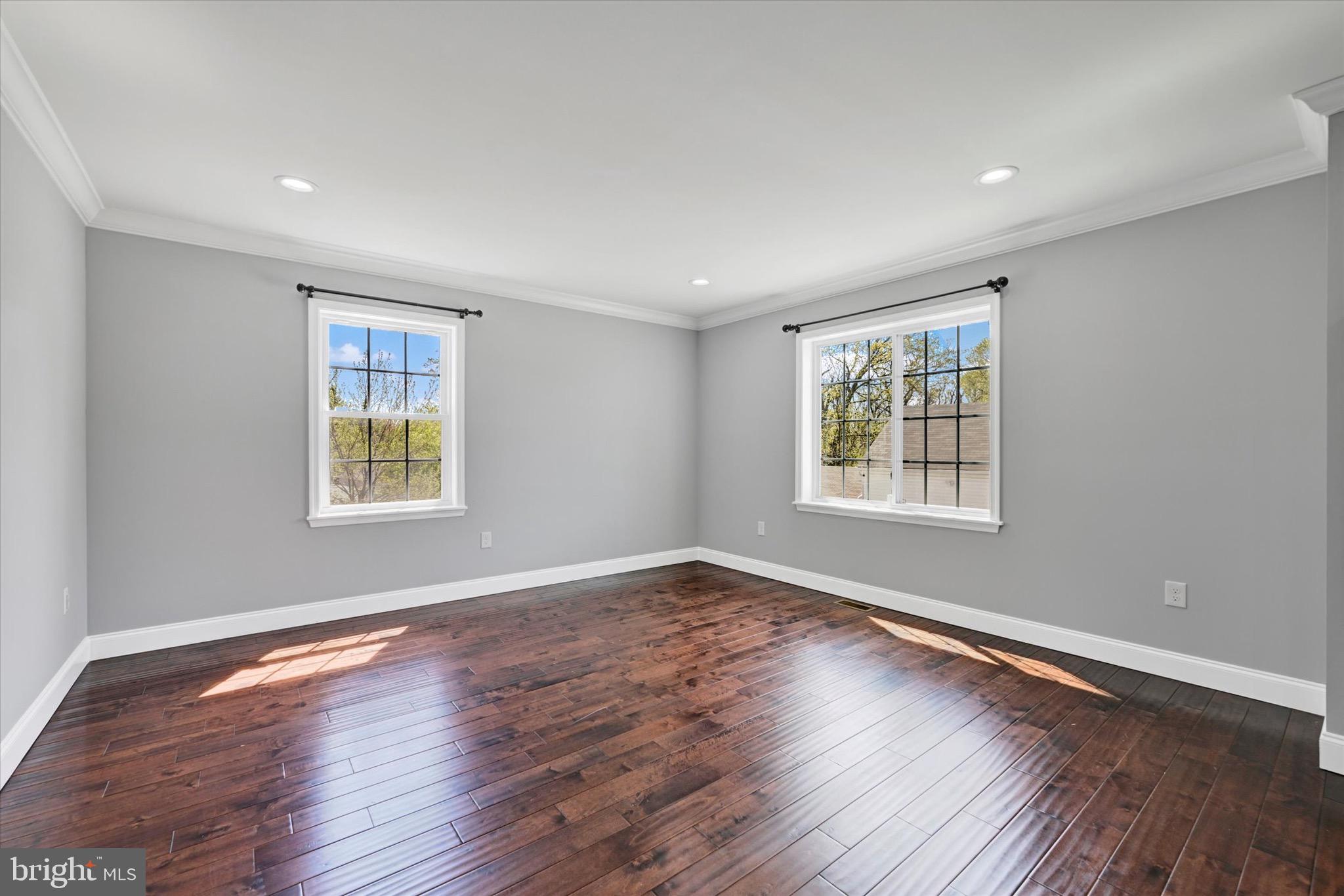 ROSEDALE - Residential