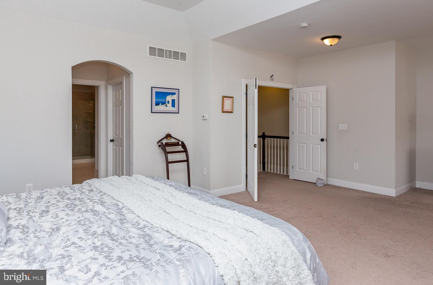 OAKMONT - Residential