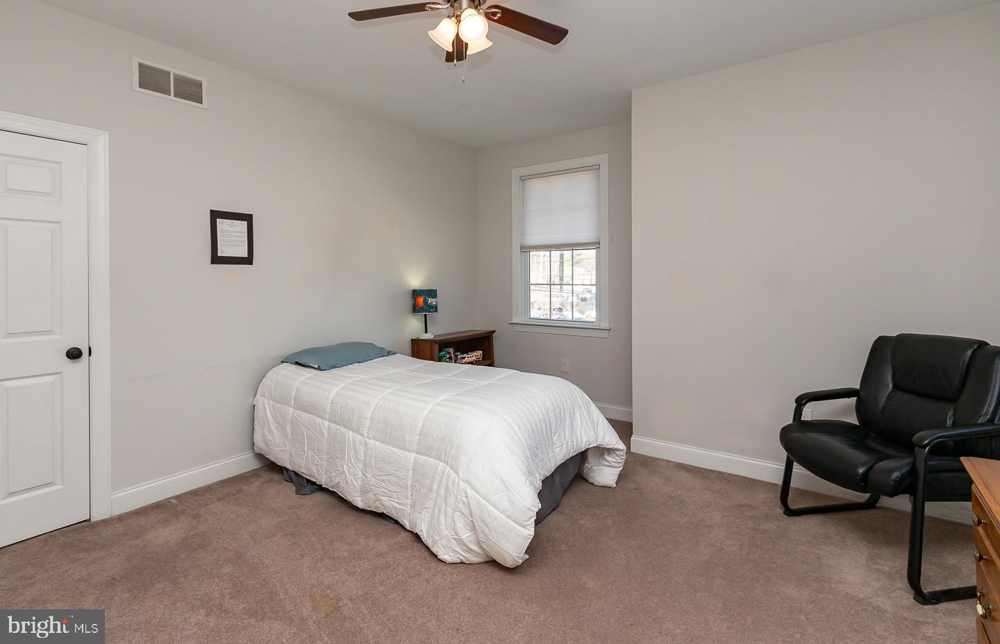 OAKMONT - Residential