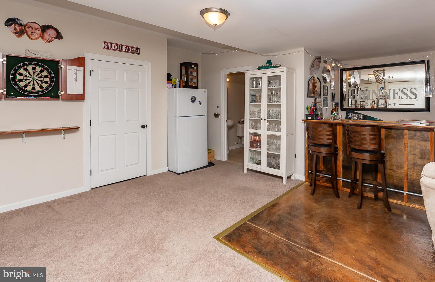 OAKMONT - Residential