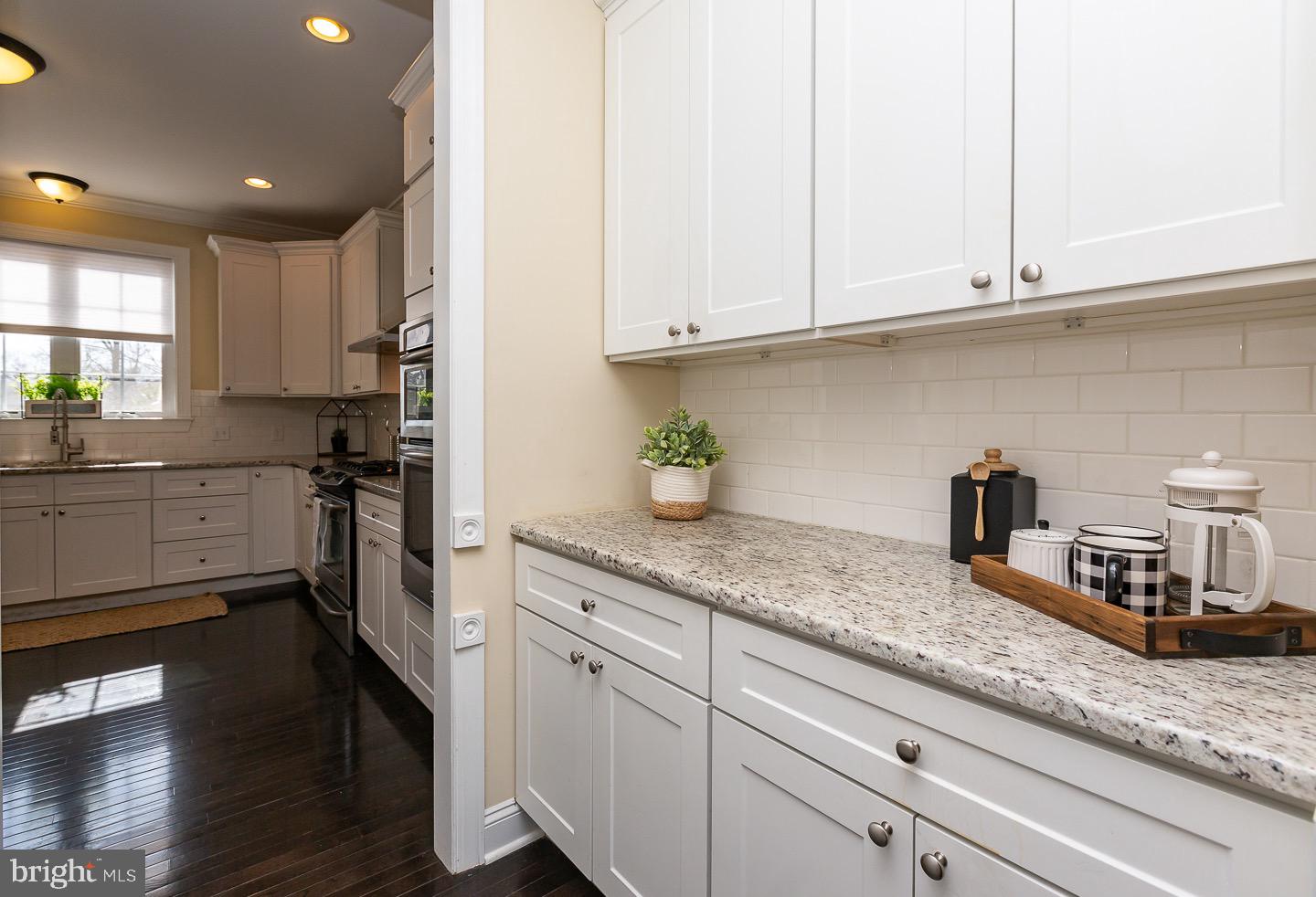 OAKMONT - Residential