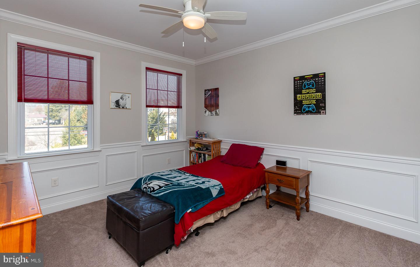 OAKMONT - Residential