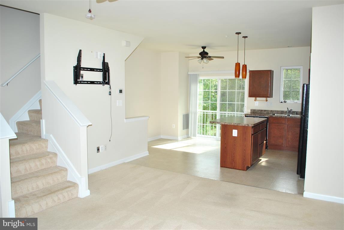 TANYARD SPRINGS - Residential Lease