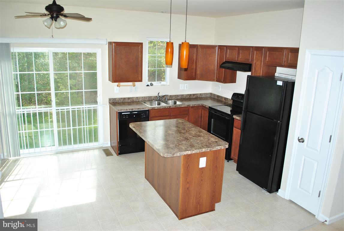 TANYARD SPRINGS - Residential Lease