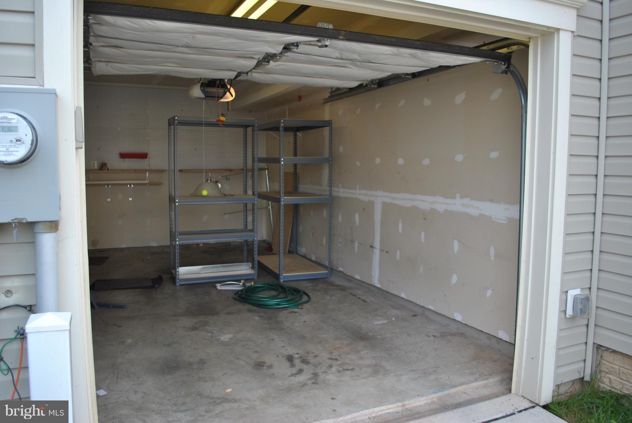 TANYARD SPRINGS - Residential Lease