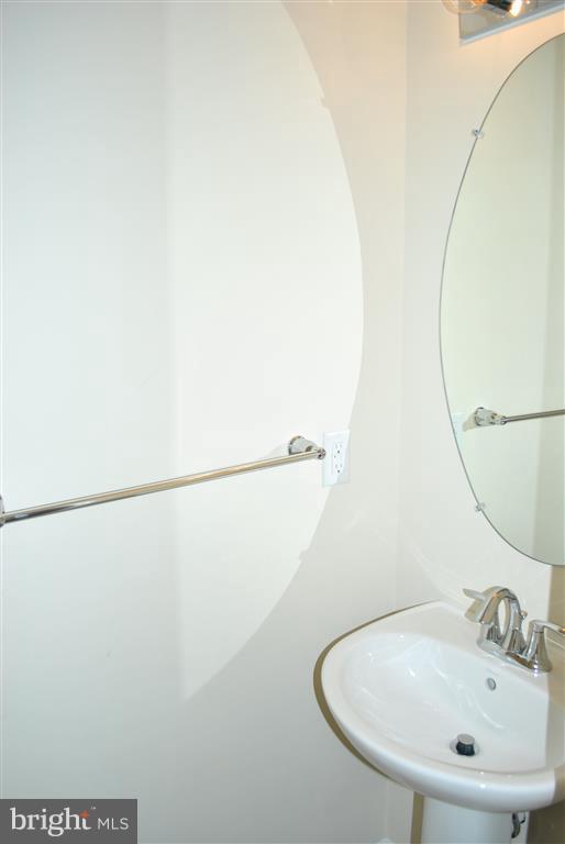 TANYARD SPRINGS - Residential Lease