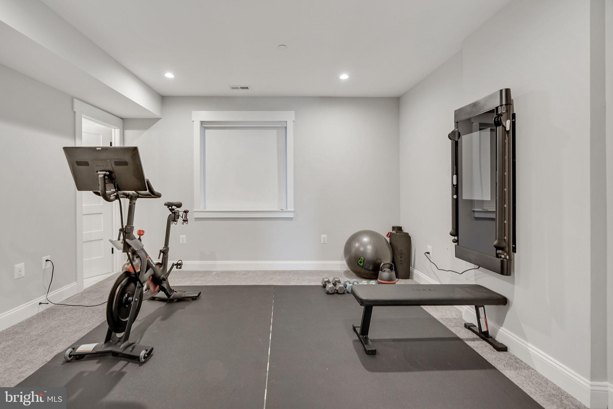 DOUGLAS PARK - Residential