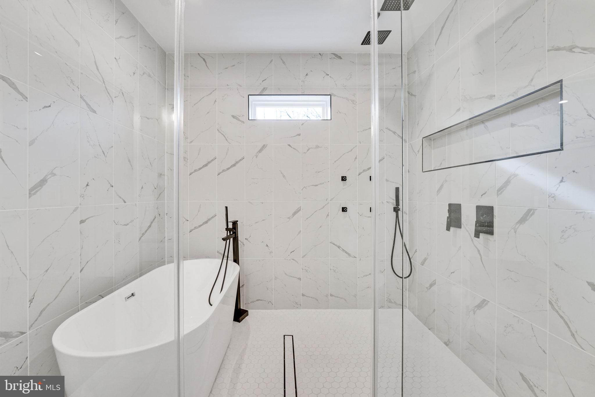 DOUGLAS PARK - Residential