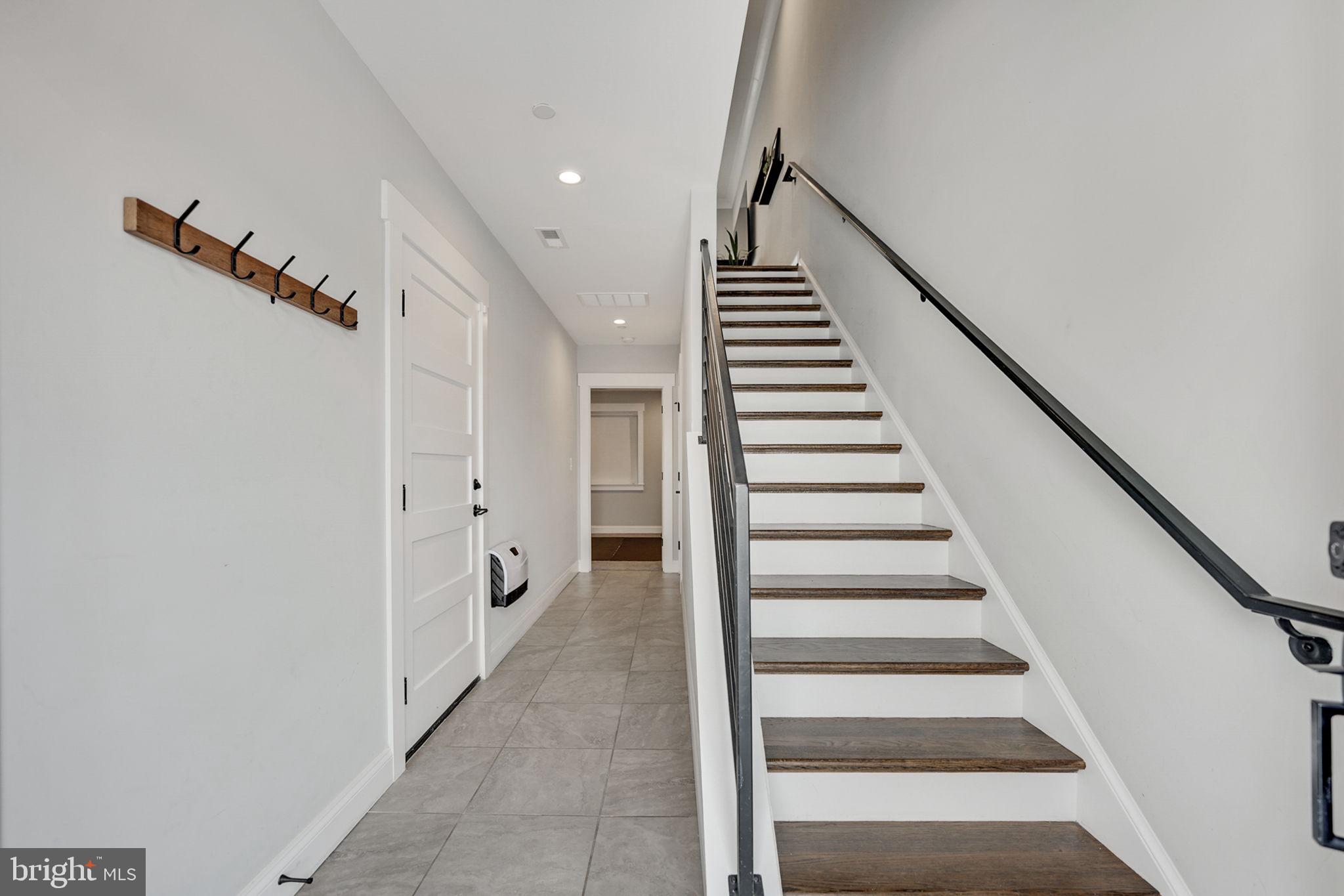 DOUGLAS PARK - Residential