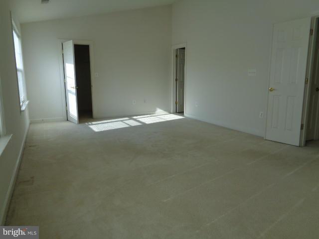 BLOOMS MILL - Residential Lease