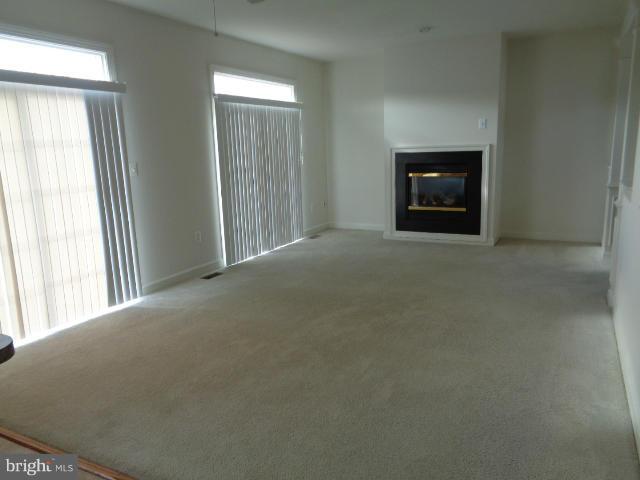 BLOOMS MILL - Residential Lease