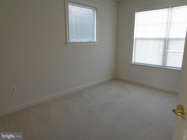 BLOOMS MILL - Residential Lease