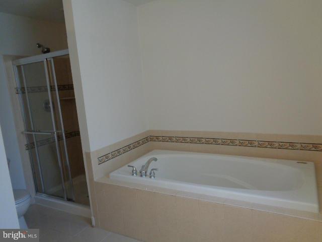 BLOOMS MILL - Residential Lease