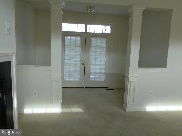 BLOOMS MILL - Residential Lease