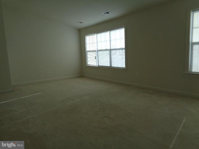 BLOOMS MILL - Residential Lease