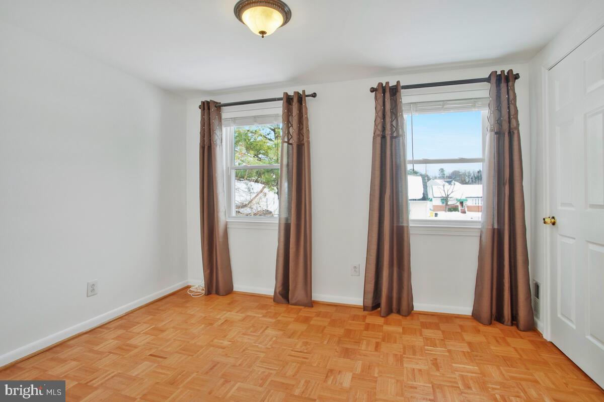 FERNDALE FARMS - Residential