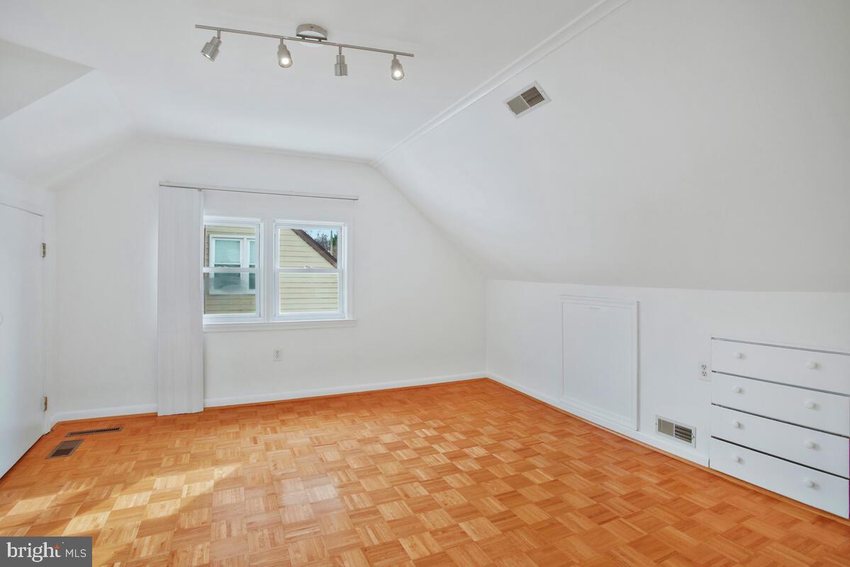 FERNDALE FARMS - Residential