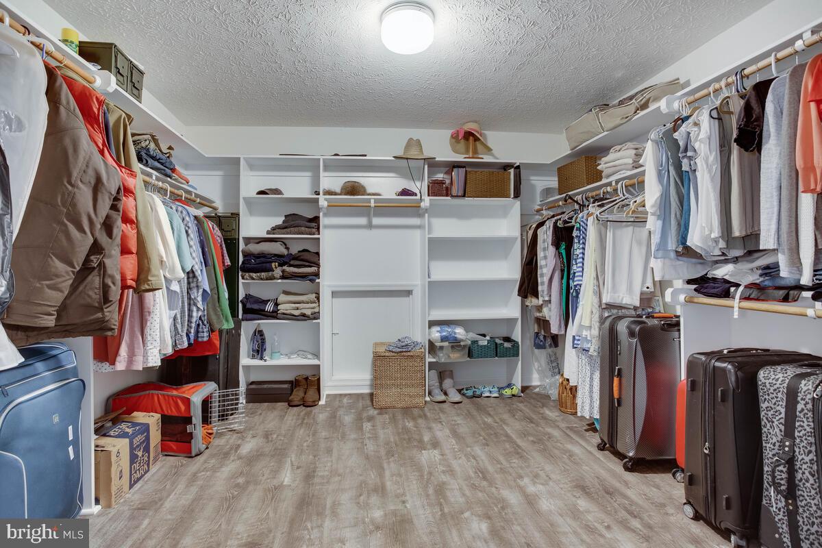 PEPPER RIDGE OF WILDEWOOD - Residential