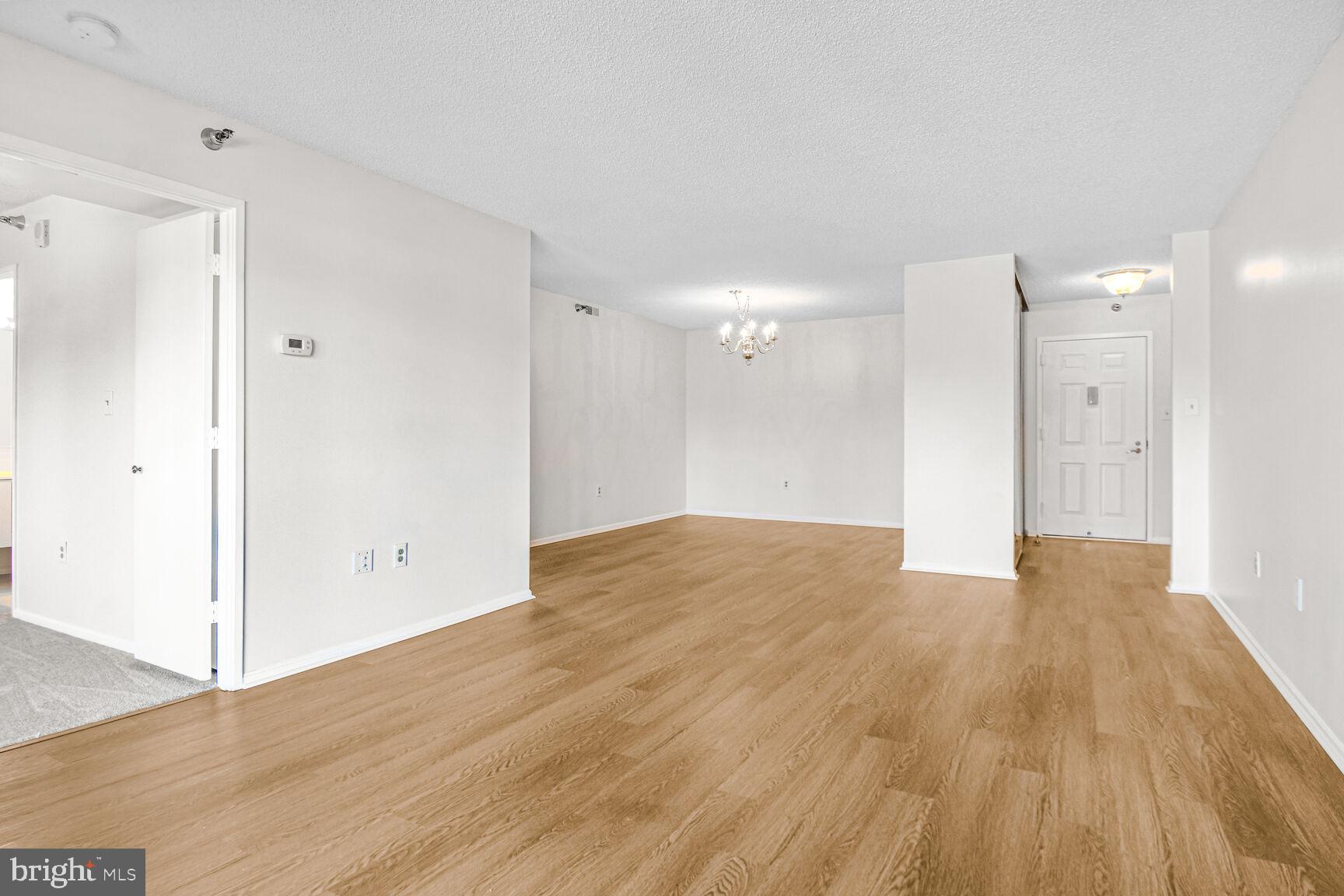 LEISURE WORLD - Residential