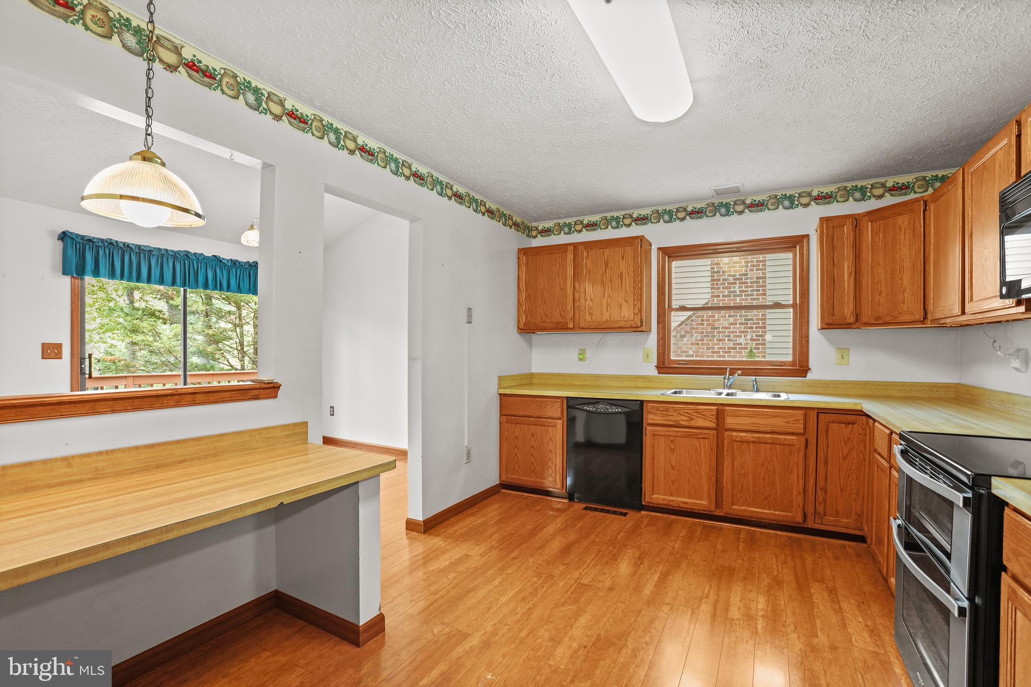 LAKE OF THE WOODS - Residential