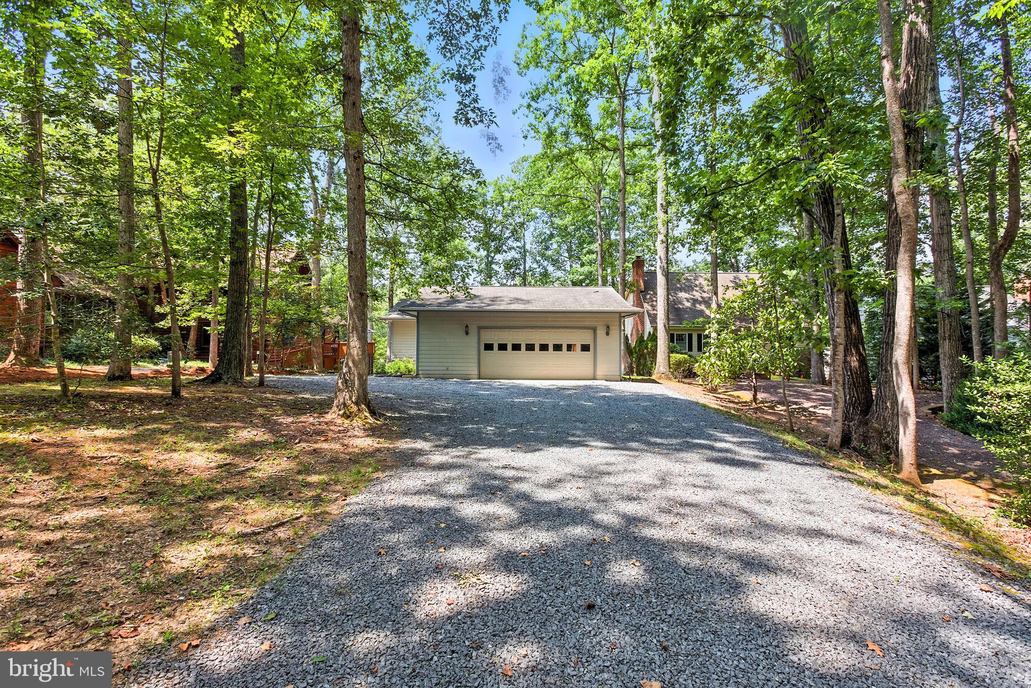 LAKE OF THE WOODS - Residential