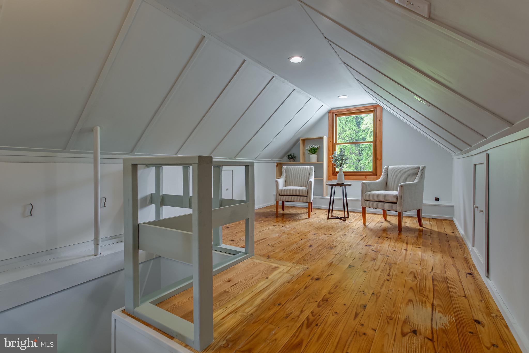 COVE POINT - Residential