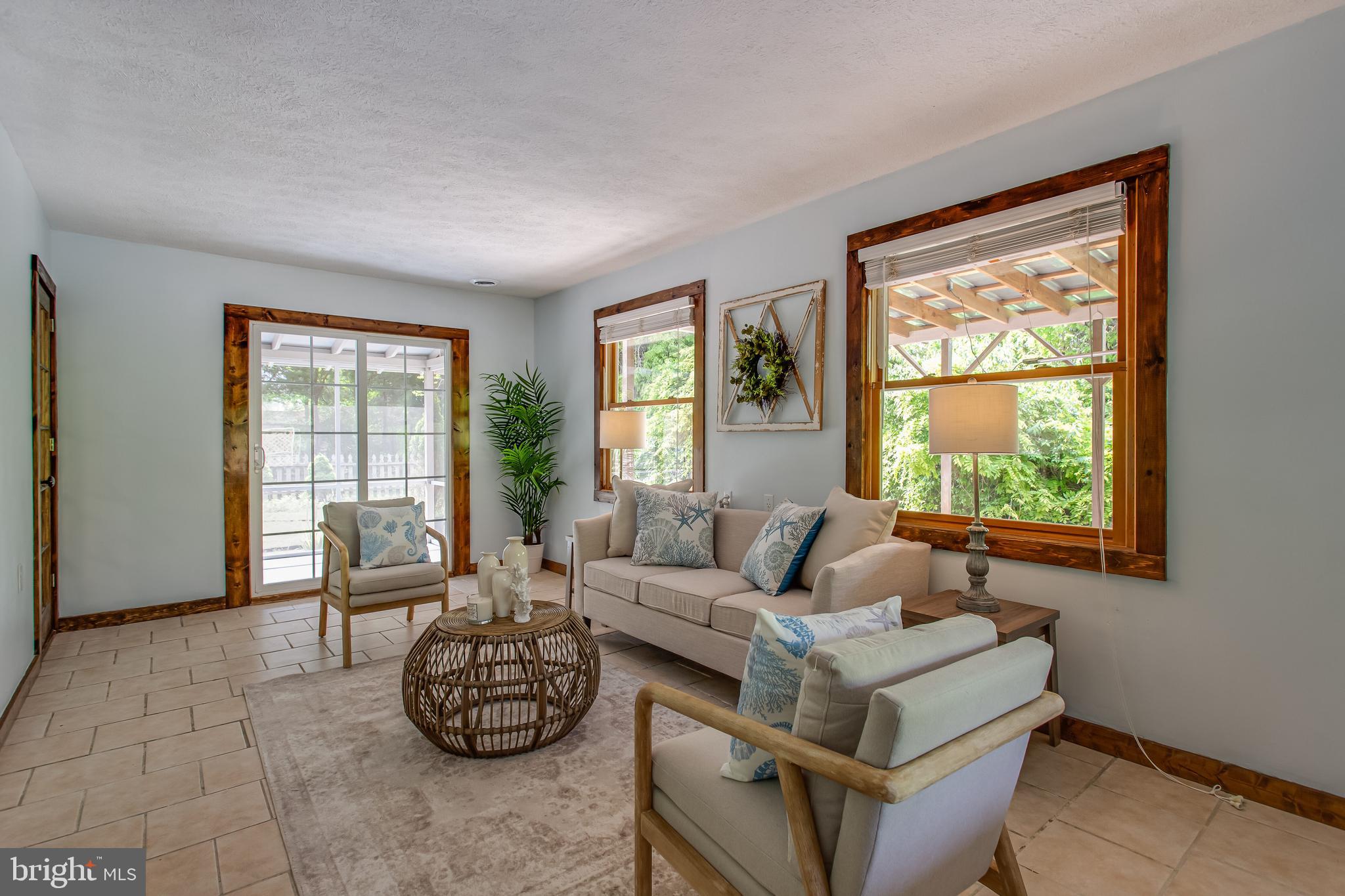 COVE POINT - Residential