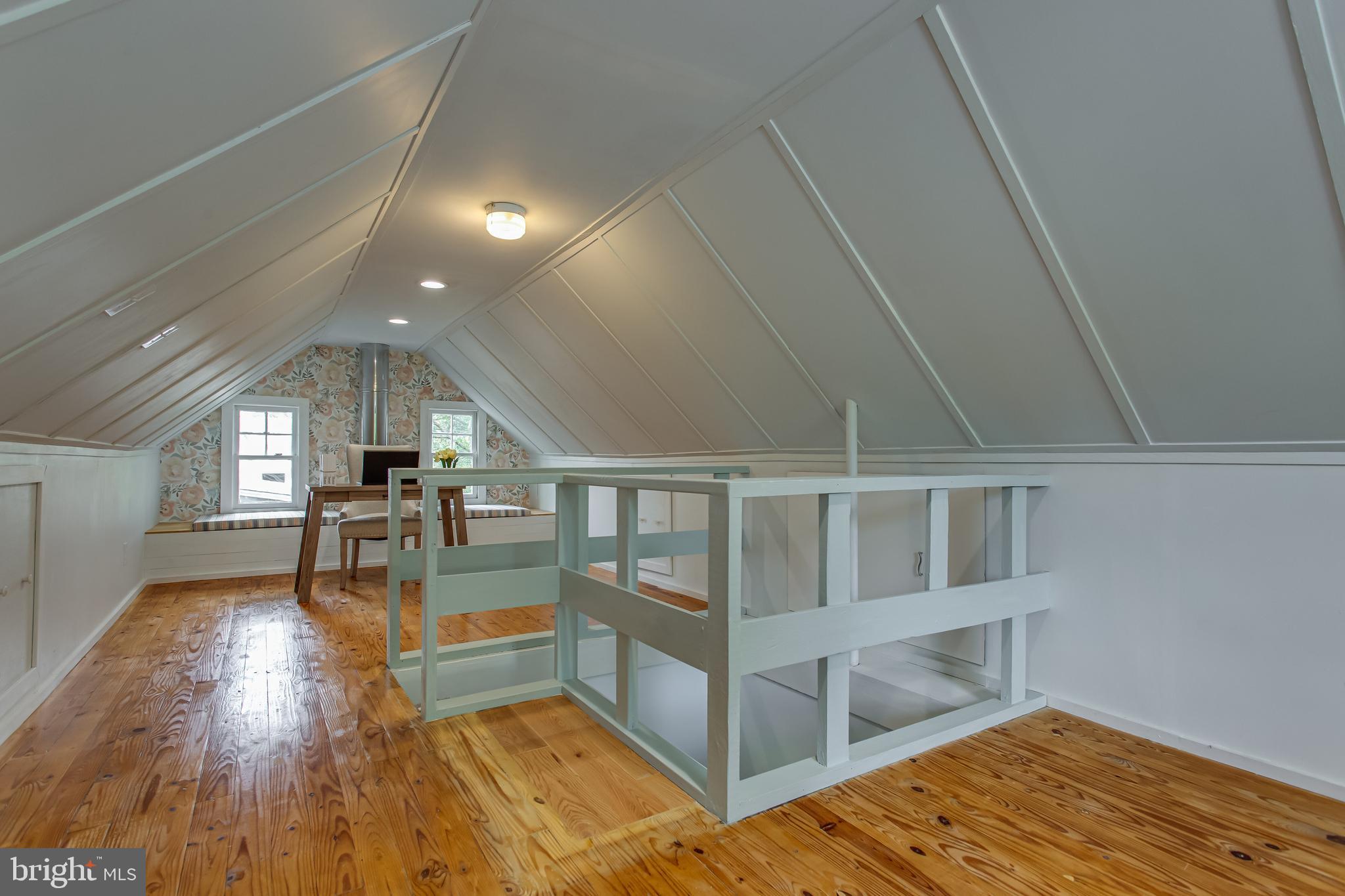 COVE POINT - Residential