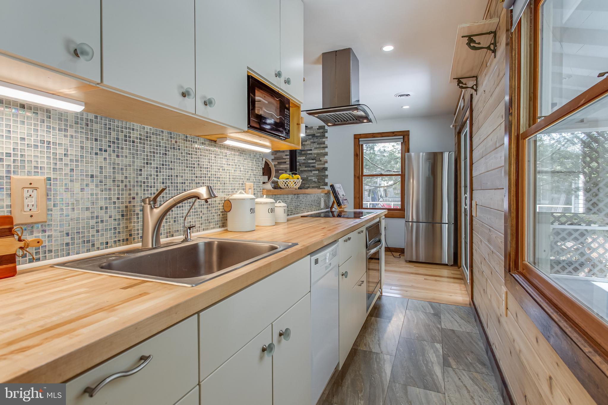 COVE POINT - Residential