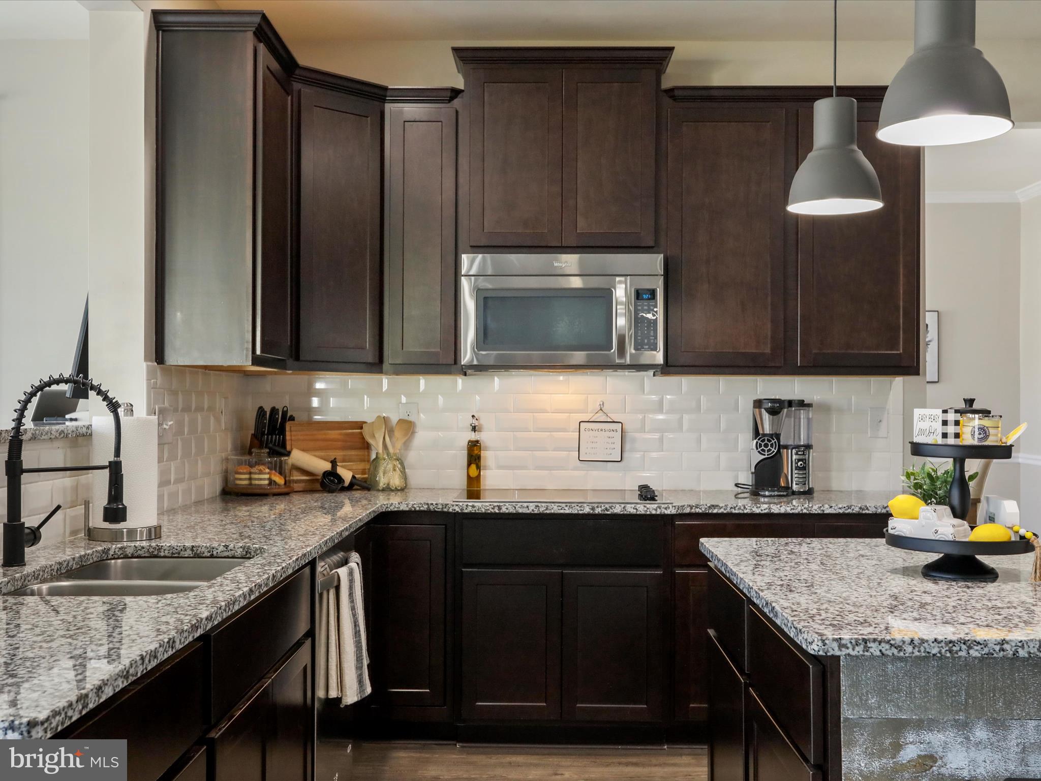 SPRINGDALE FARM - Residential