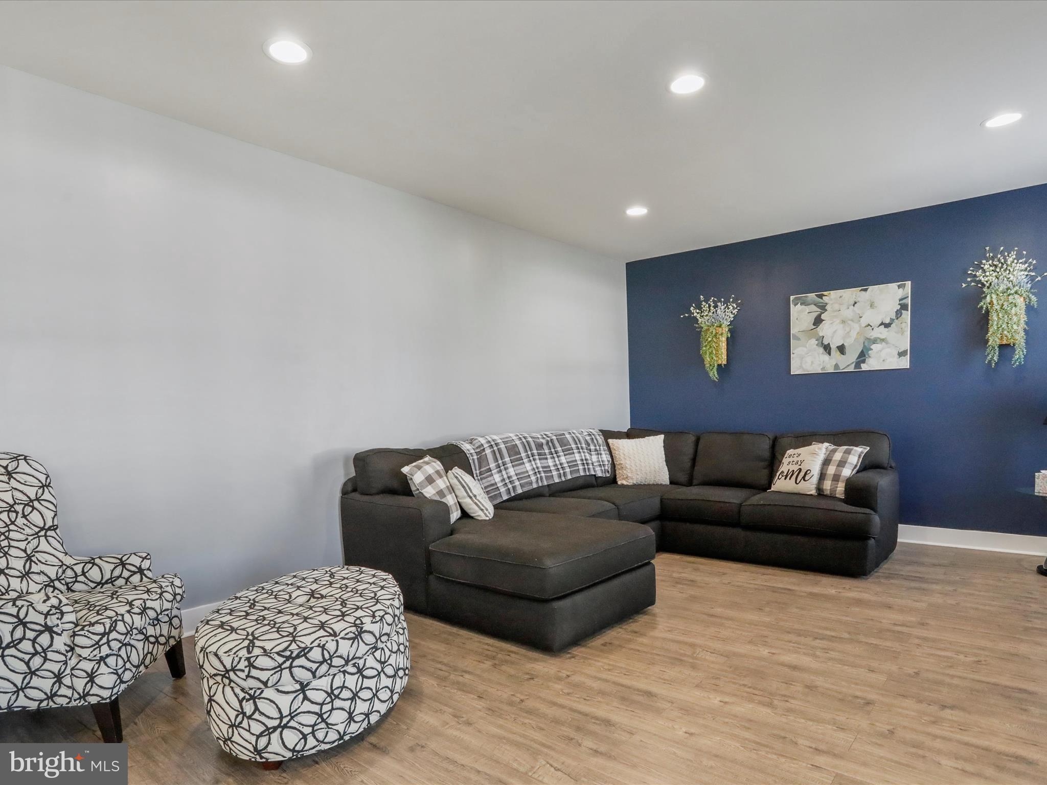 SPRINGDALE FARM - Residential