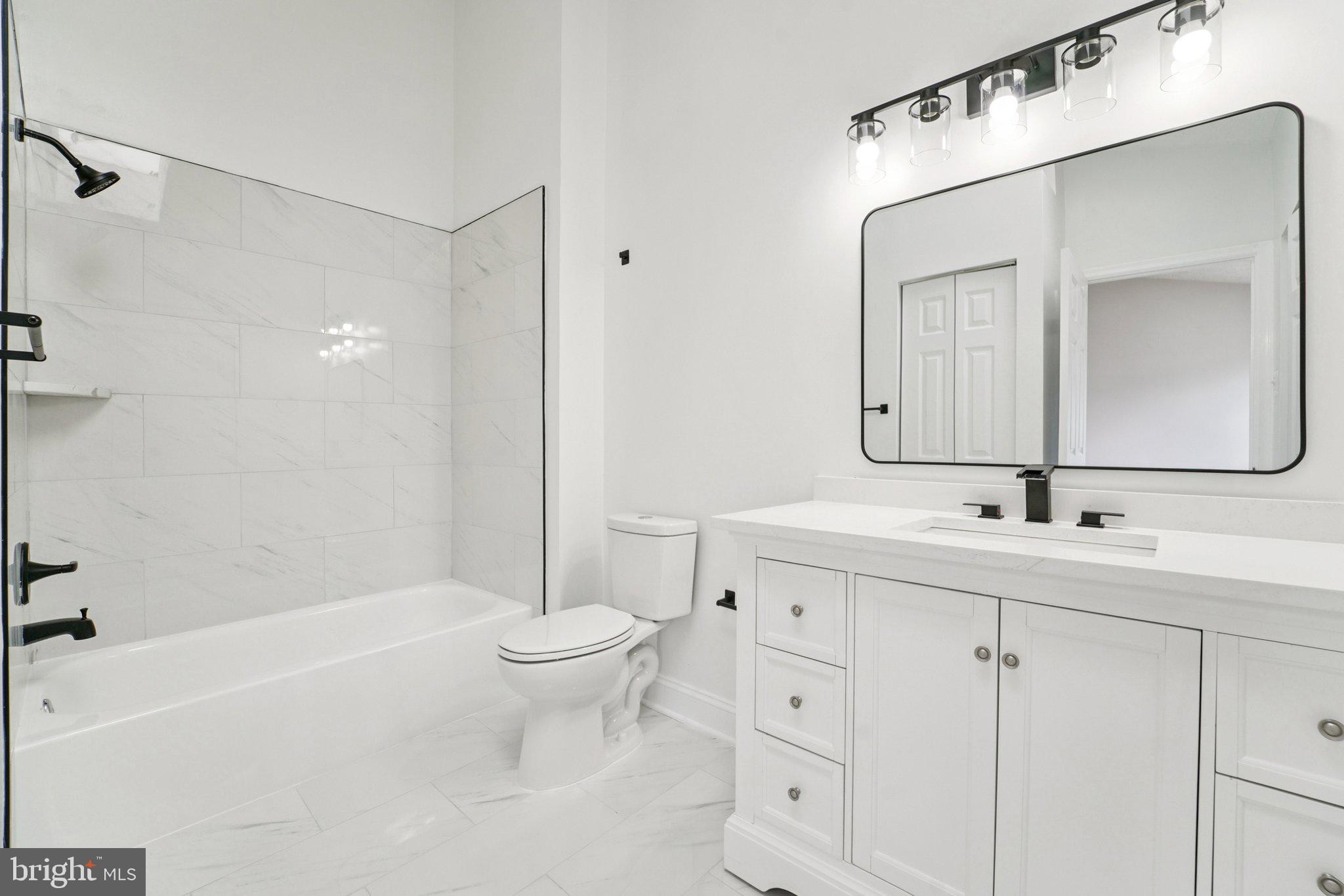 VILLAGE OF SILVER HALL - Residential