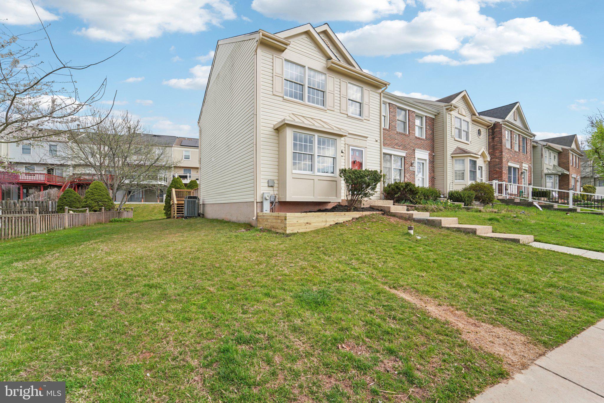 VILLAGE OF SILVER HALL - Residential